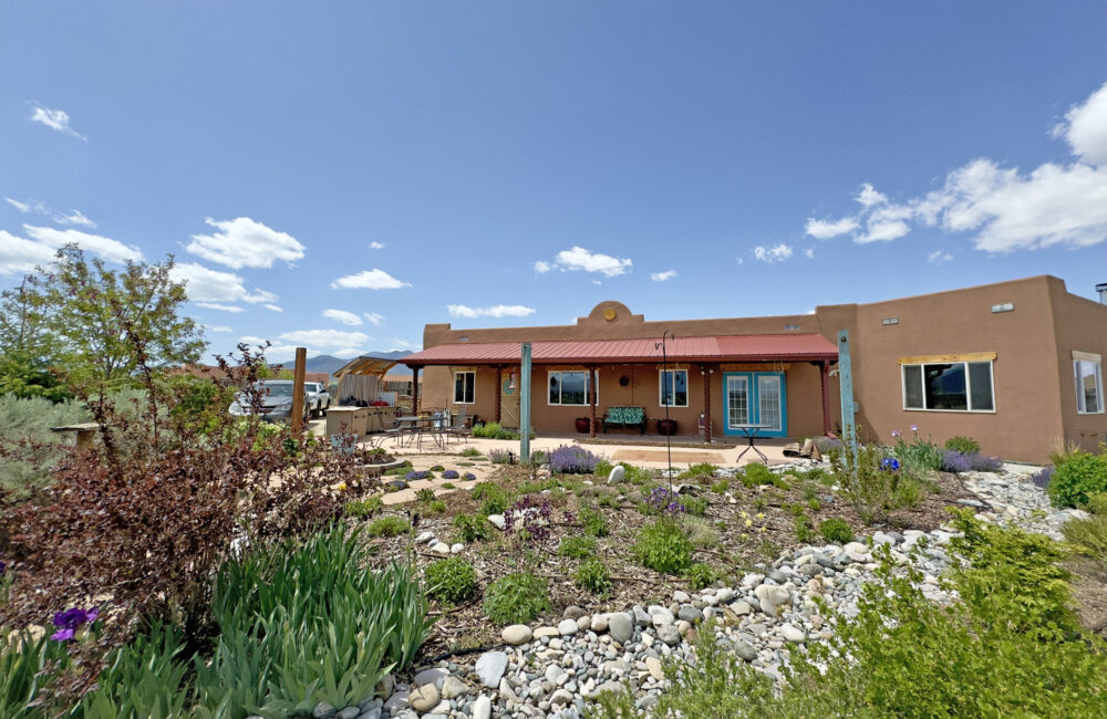 31 Cactus Flower Road, Ranchos de Taos NM 87557