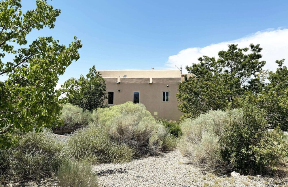 13C Calle Trujillo, Ranchos de Taos, NM 87557