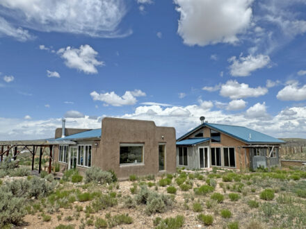 620 Tune Drive, Arroyo Hondo NM 87513