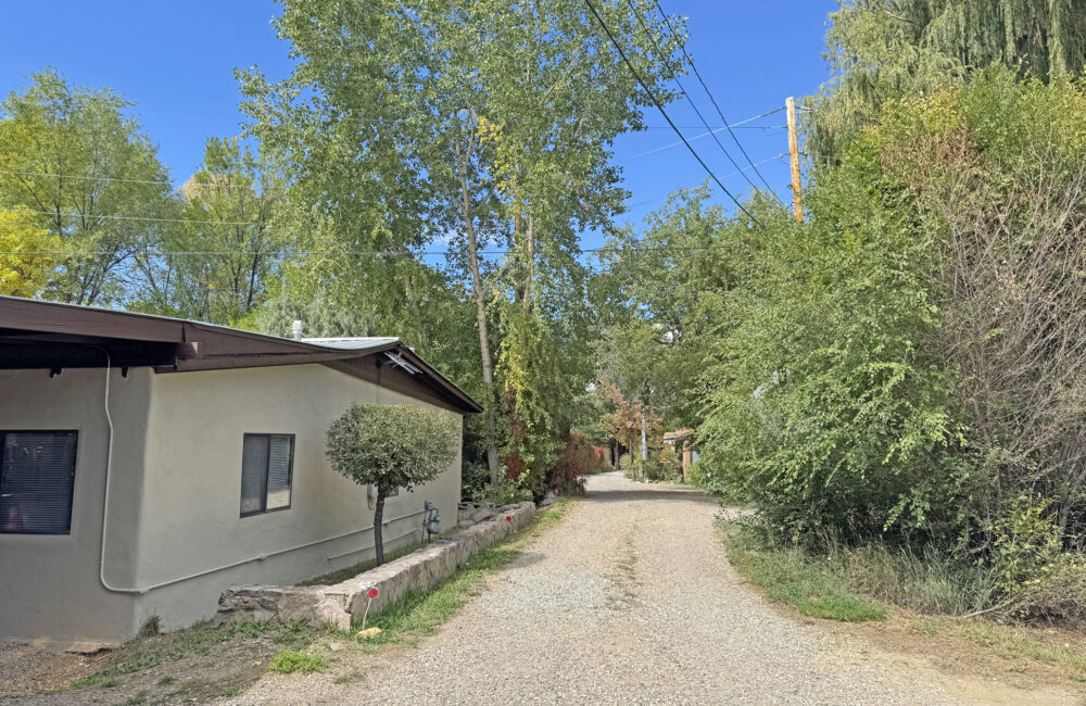 402 Maria Lane, Taos NM 87571