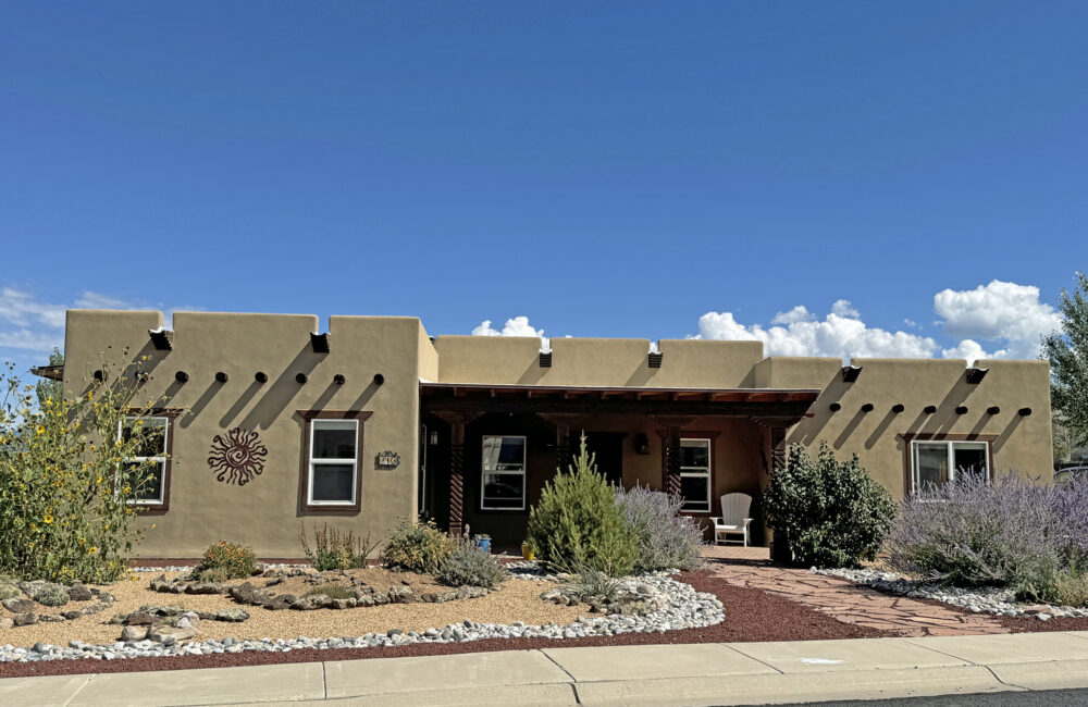 213 Las Olas Drive, Taos NM 87571