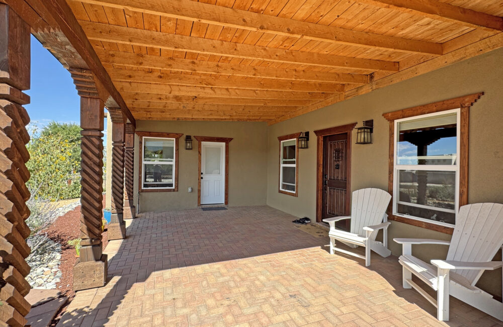 213 Las Olas Drive, Taos NM 87571