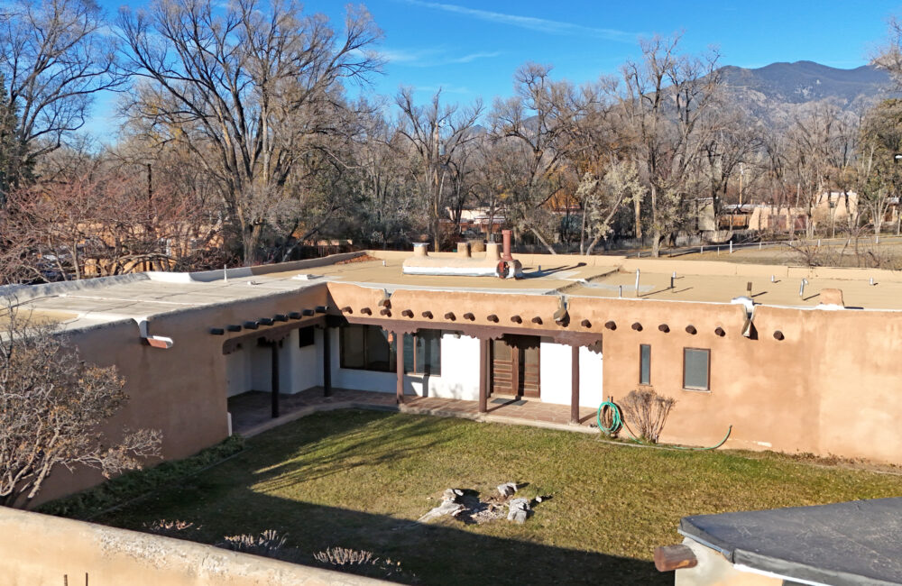 315 Theodora Street, Taos NM 87571