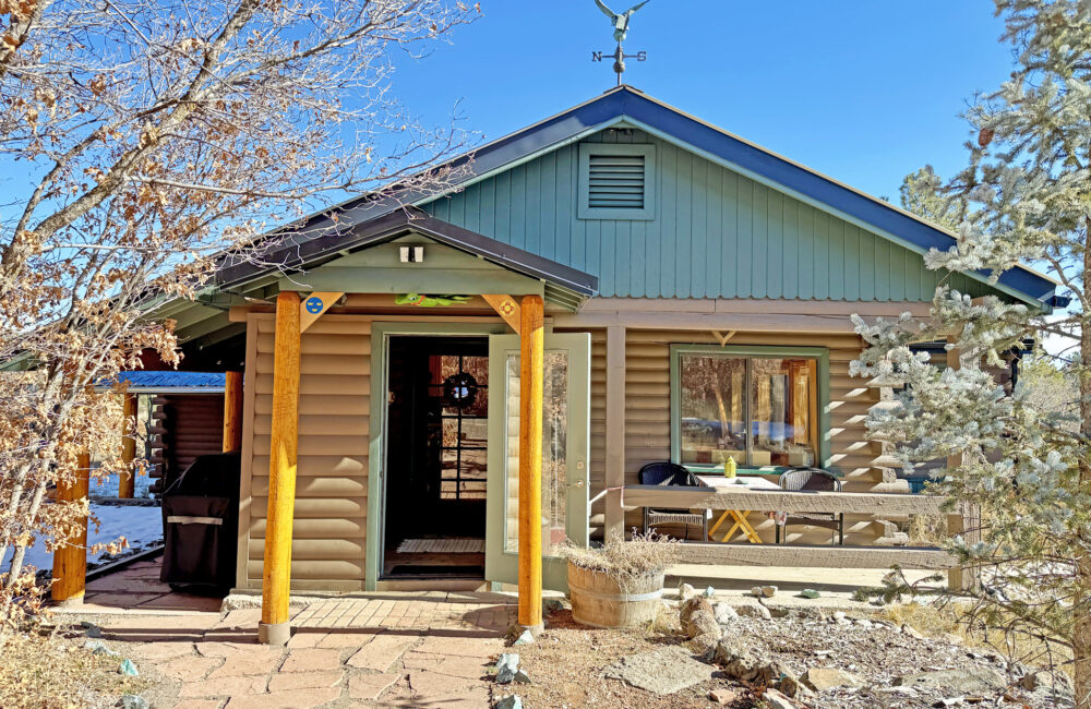 81 Forest Rd 222, Tres Piedras NM 87577