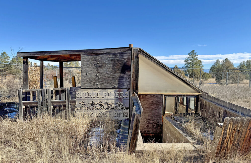 81 Forest Rd 222, Tres Piedras NM 87577