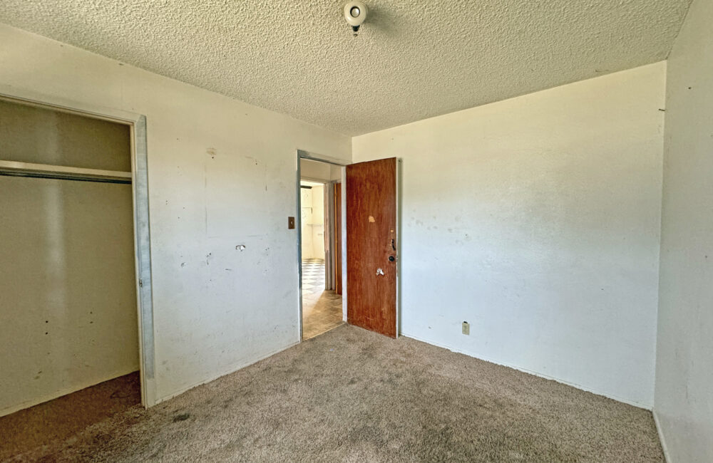 1009 Camino de la Serna, Taos NM 87571