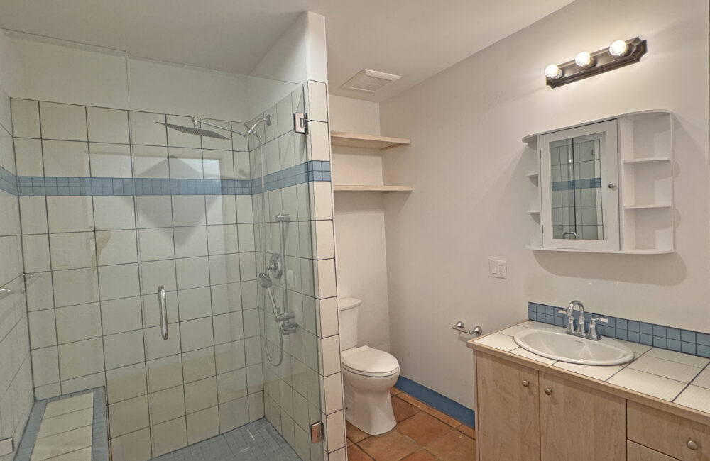 363 Monte Vista Road, Taos NM 87571