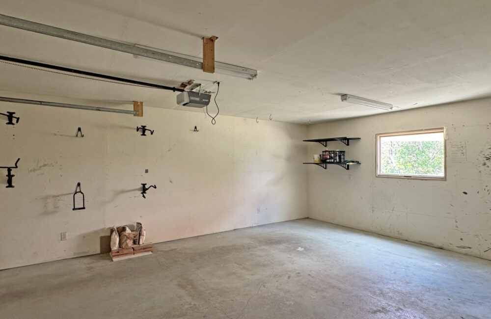 363 Monte Vista Road, Taos NM 87571