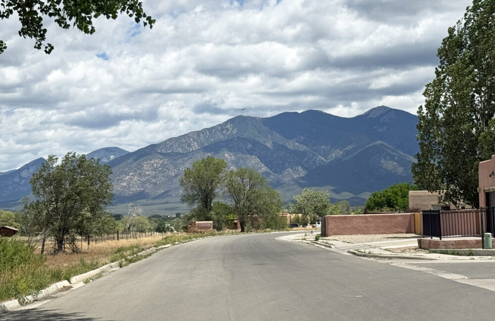 363 Monte Vista Road, Taos NM 87571
